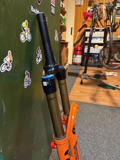 Vidlice FOX 36 FLOAT GRIP 29" 160mm Orange