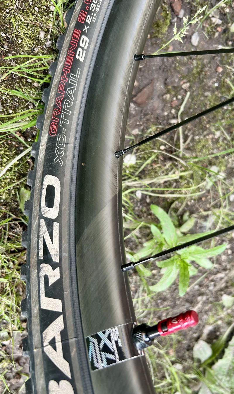 Mavic Crossmax Carbon XL R 29 Boost – TOP stav, 30 mm