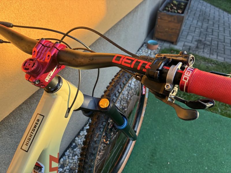 Santa Cruz HighTower