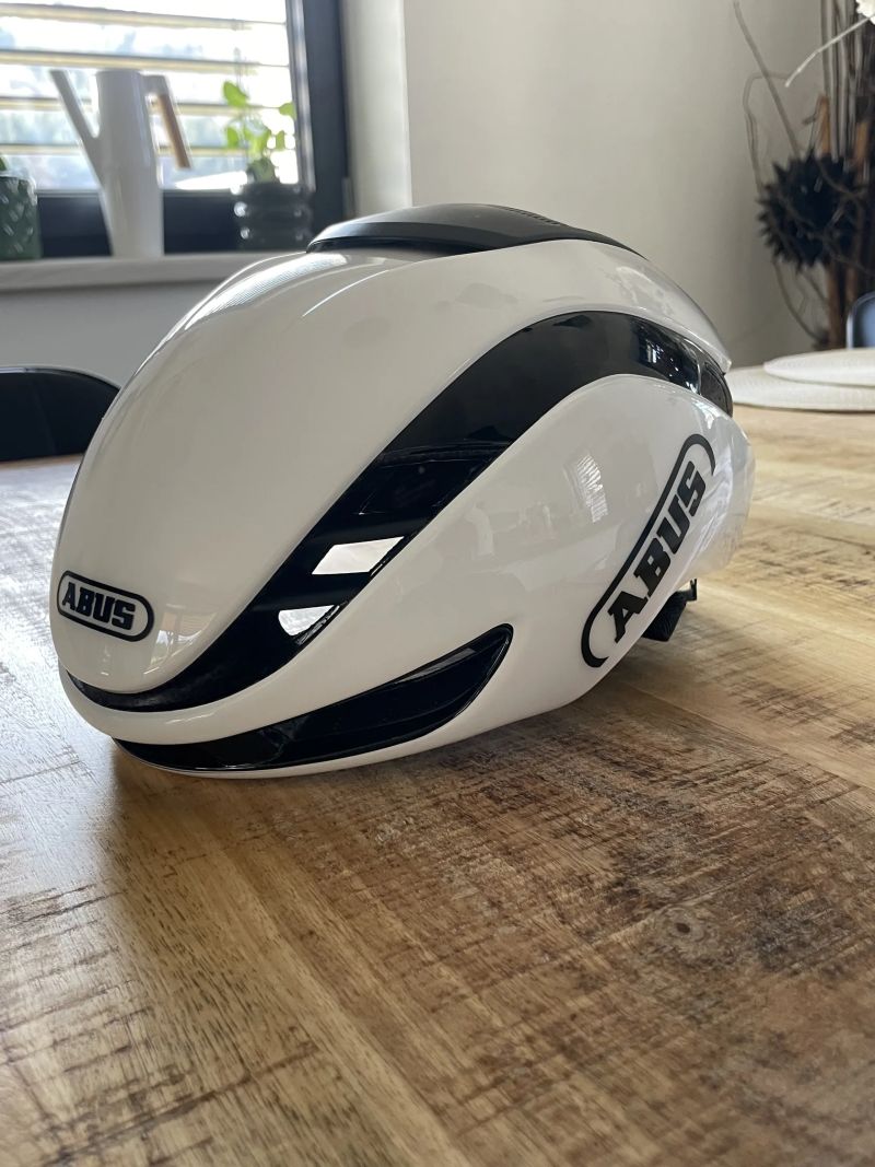 Abus Gamechanger 2.0 Mips Shiny White vel.M