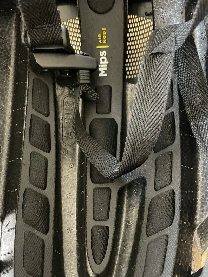 Abus Gamechanger 2.0 Mips Shiny White vel.M