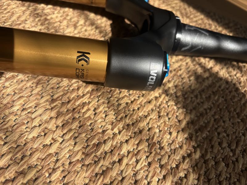 NOVÁ FOX 36 Factory 29" GRIP2 Kashima - 160mm