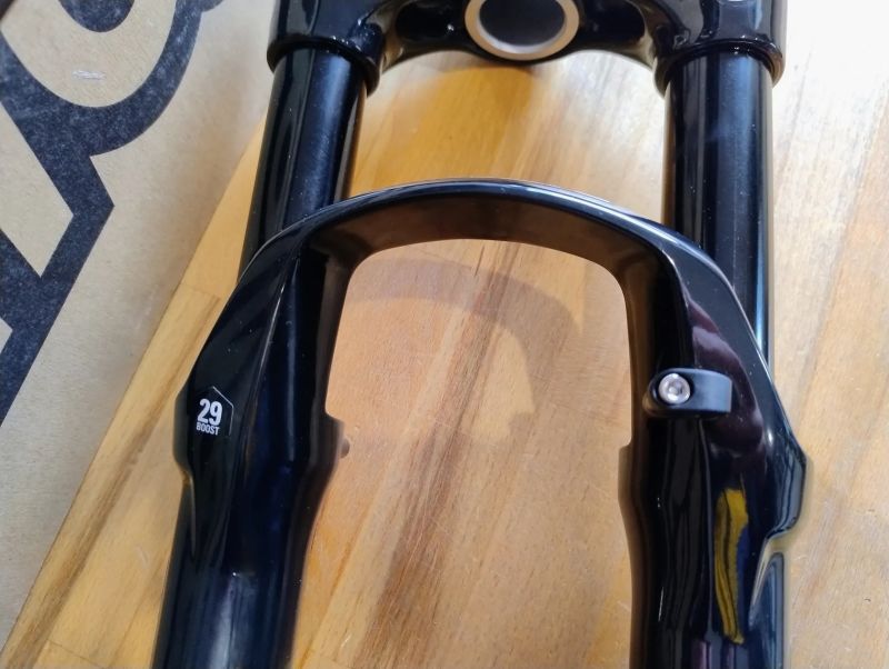 SR Suntour Raidon 32 RL 100mm Lockout