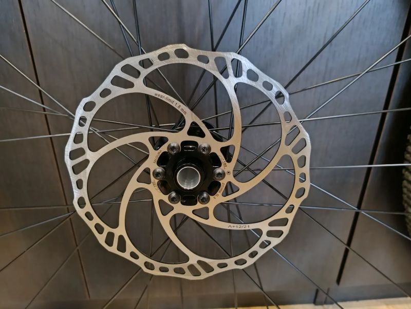 Newmen / Cube 29er - vč. plášťů, kazety, kotoučů