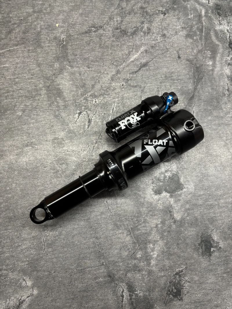 Fox Float X Performance 205x60 - nový