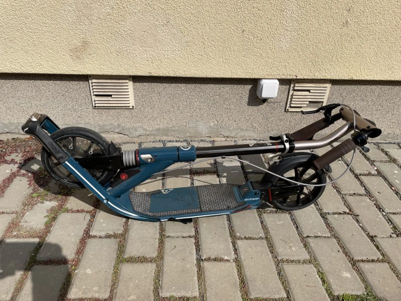 Skládací koloběžka OXELO Town 9EF + stupátko pro děti
