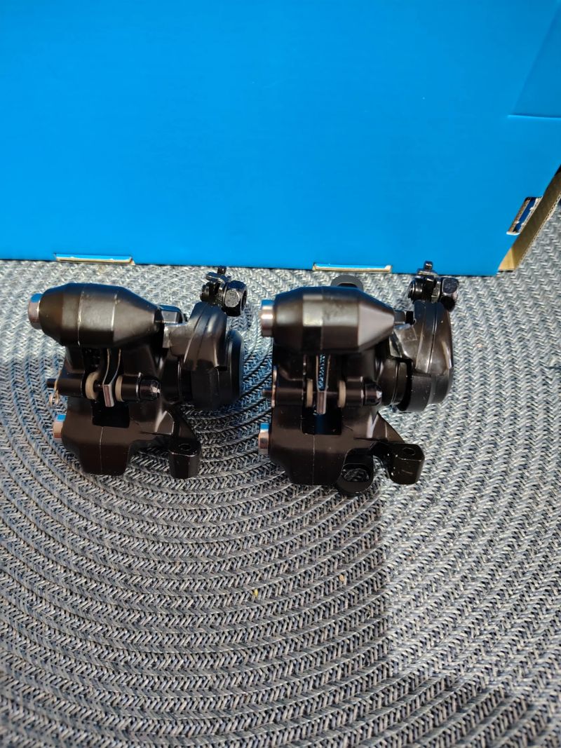 Prodám nové brzd. třmeny Mechanické Shimano BR RS 305