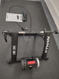 Domácí cyklistický trenažér In\'Ride 100