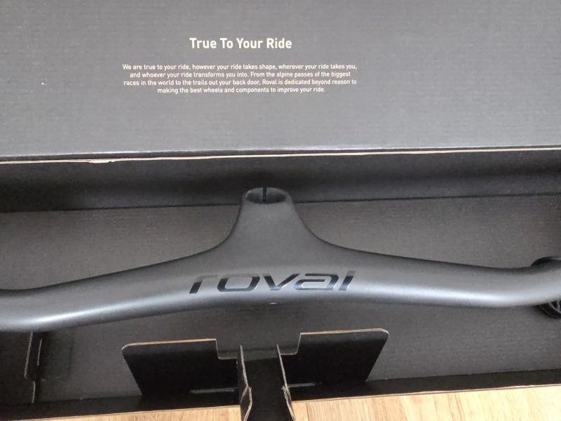 prodám ROVAL Control Cockpit (integrovaná řídítka s představcem)