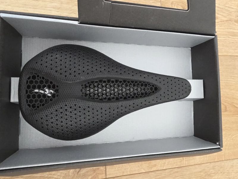 Prodám sedlo Specialized S-Works Power Mirror šíře 143mm