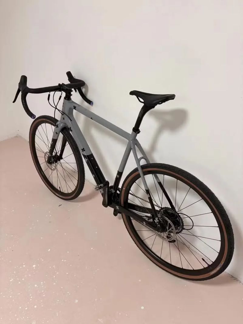 Karbonový gravel Merit Plus II L (178-188cm), SRAM Rival 1x11