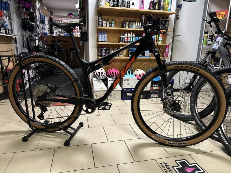Celoodpružené kolo KTM SCARP ELITE XT CARBON NOVÉ