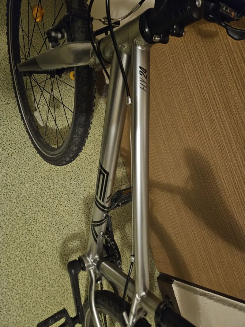 Superior FLY 24 - v perfektním stavu 