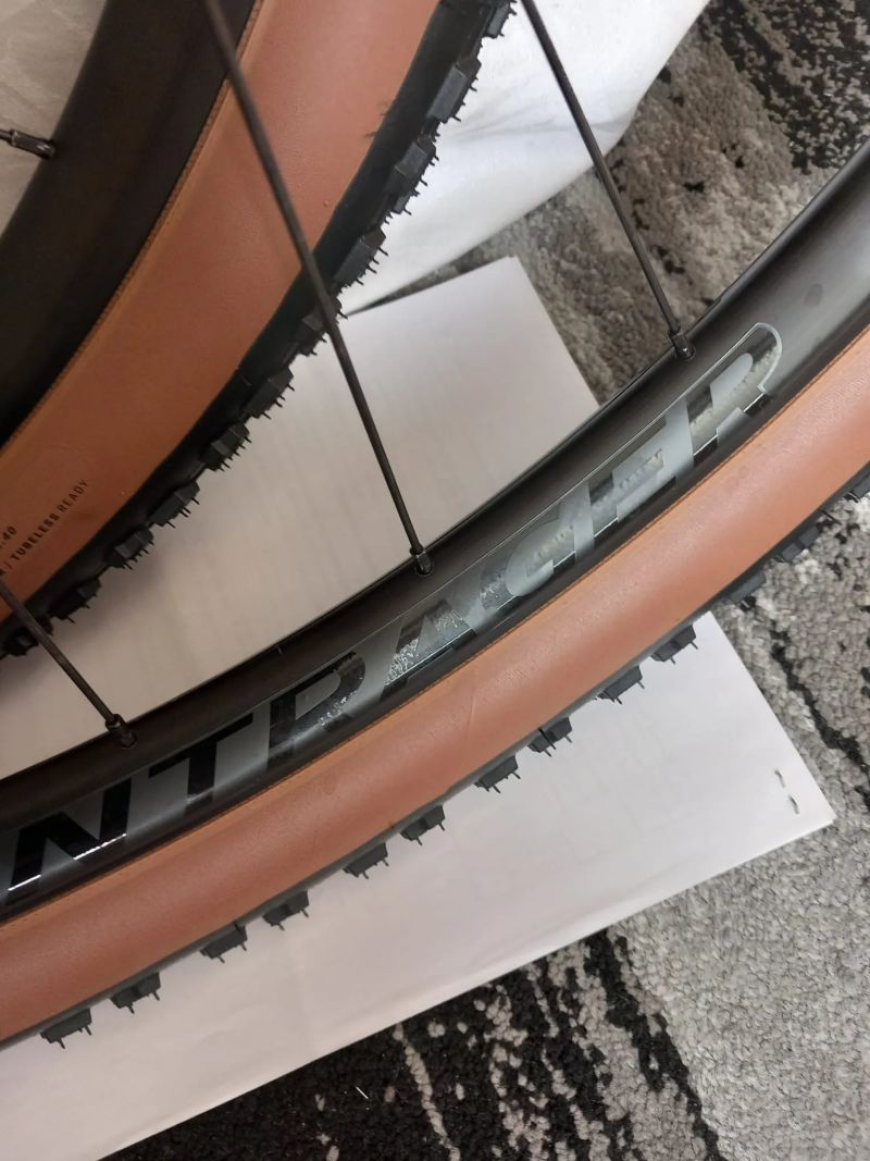 BONTRAGER KOVEE Comp - 25, Nové