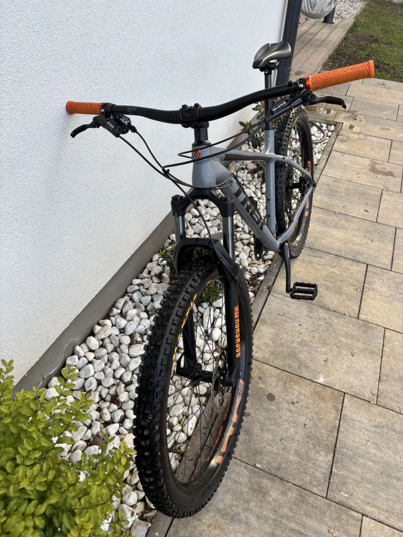 Trek Roscoe 8