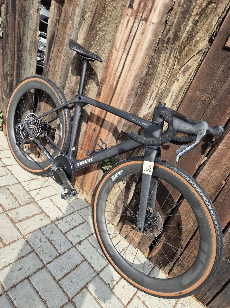 Trek Checkmate SLR vel.M custom Sram Force/Zipp XPLR