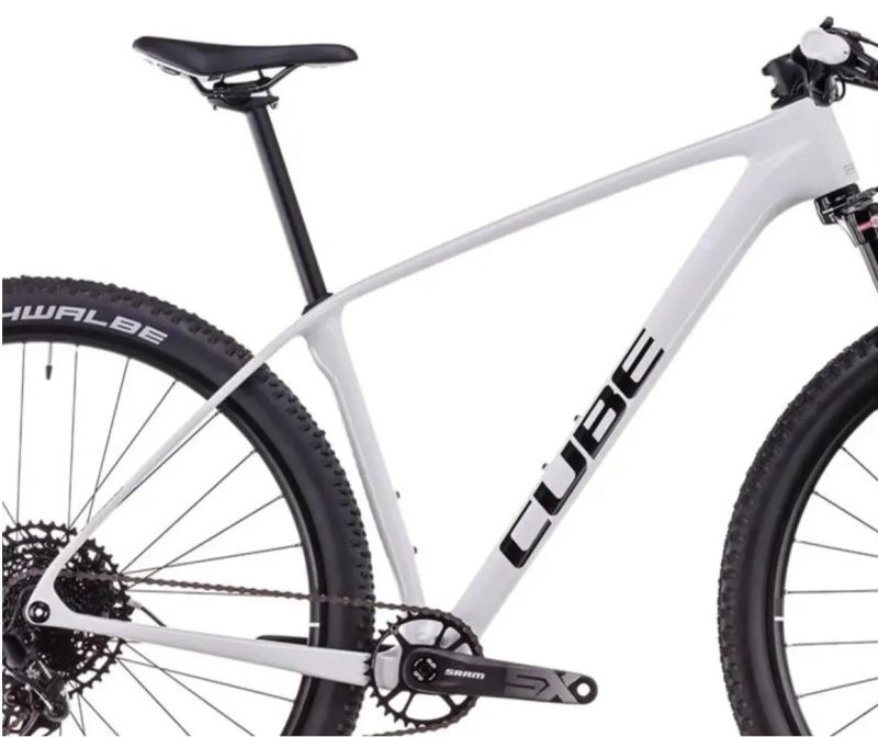 Cube Reaction C:62 ONE - vel. 20" (postava 175-185cm)