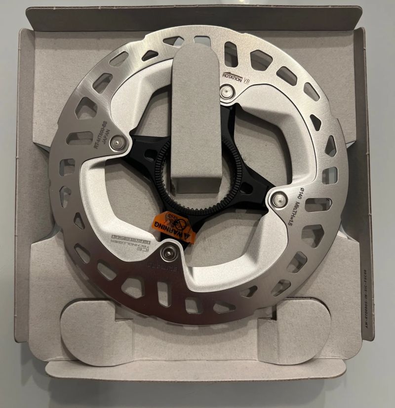 Brzdové kotouče Shimano RT-MT800 140mm