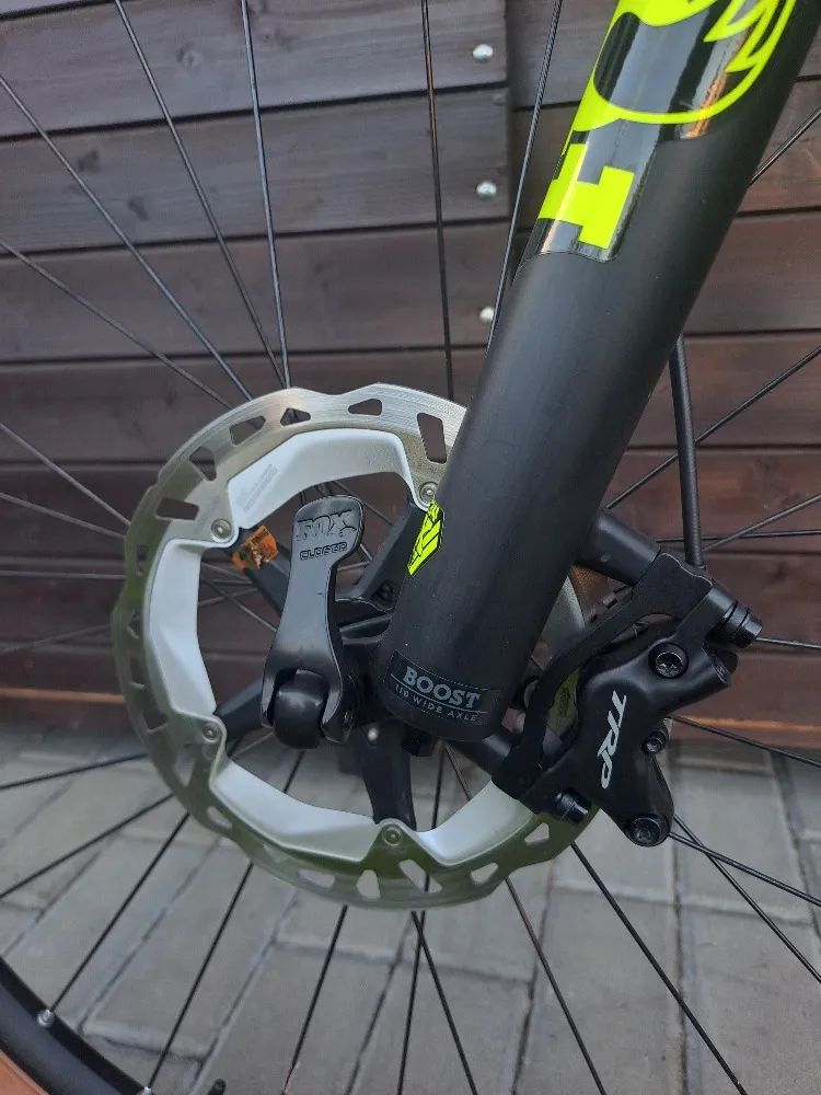 V TOP stavu bez oděrek - karbonový trail bike Norco Optic ve velikosti M / kola 27,5er