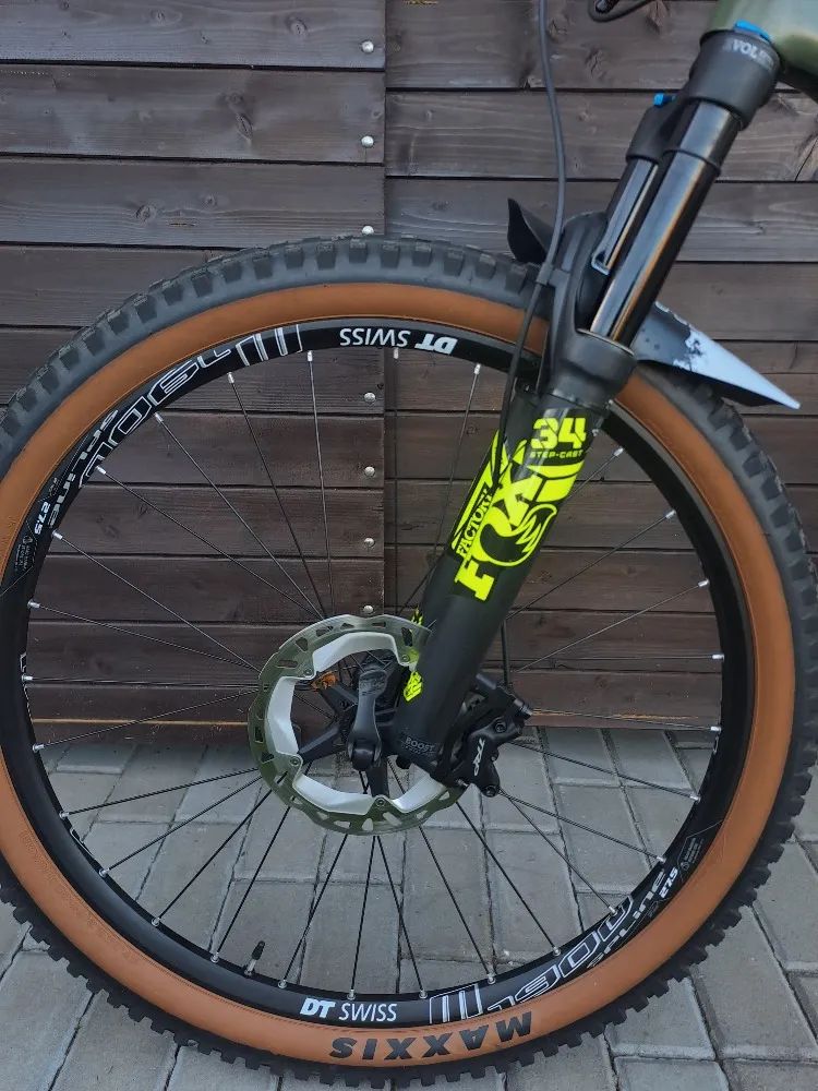 V TOP stavu bez oděrek - karbonový trail bike Norco Optic ve velikosti M / kola 27,5er