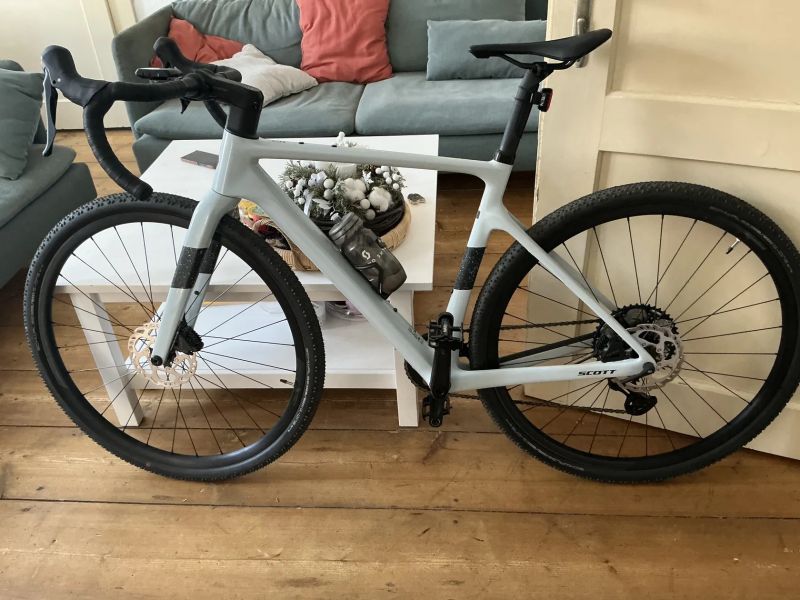 Scott Addict gravel 40 vel. S