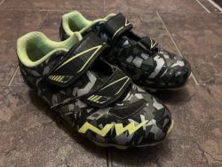 Northwave HAMMER JUNIOR vel. 33