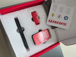 Sram AXS Power pack (nabíječka + baterie)