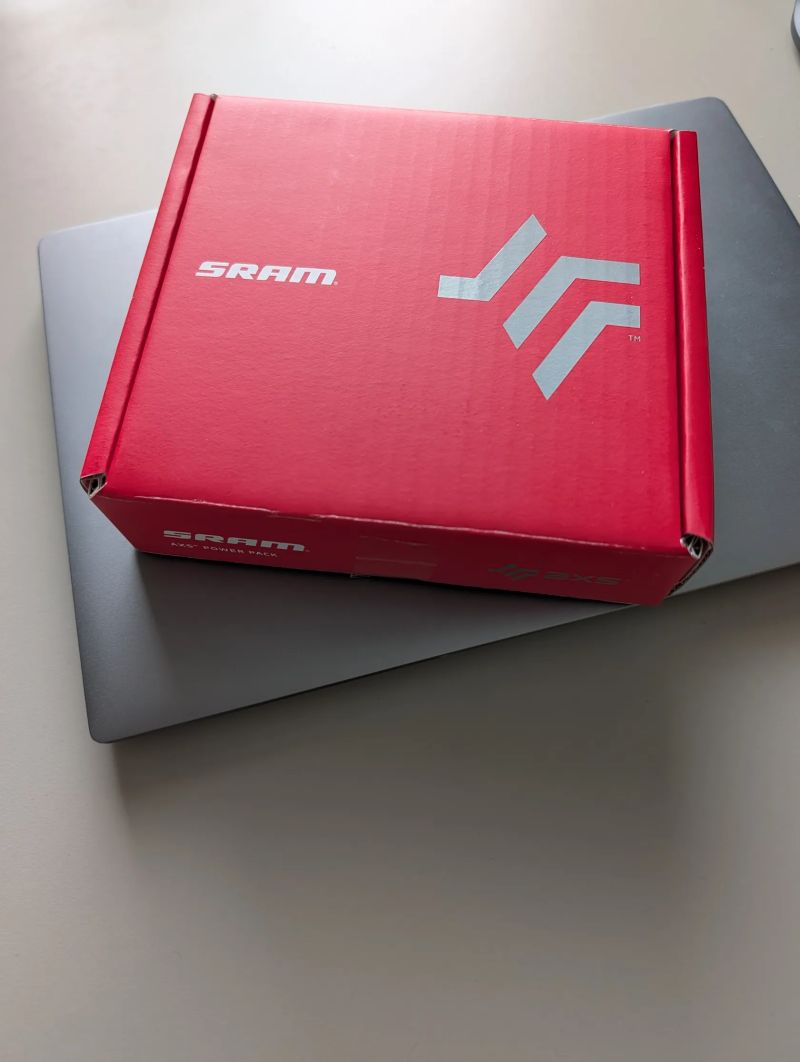 Sram AXS Power pack (nabíječka + baterie)