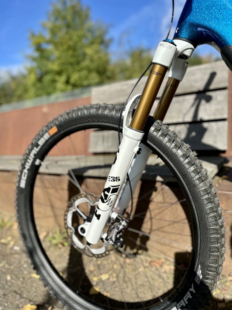 Cube Stereo Hybrid One44 HPC AT 800 29, actionteam M NOVÉ.