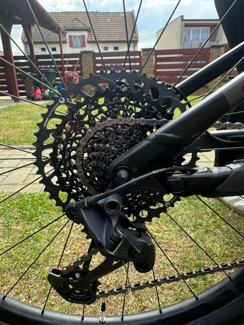 Cube Cube Stereo 170 One 77