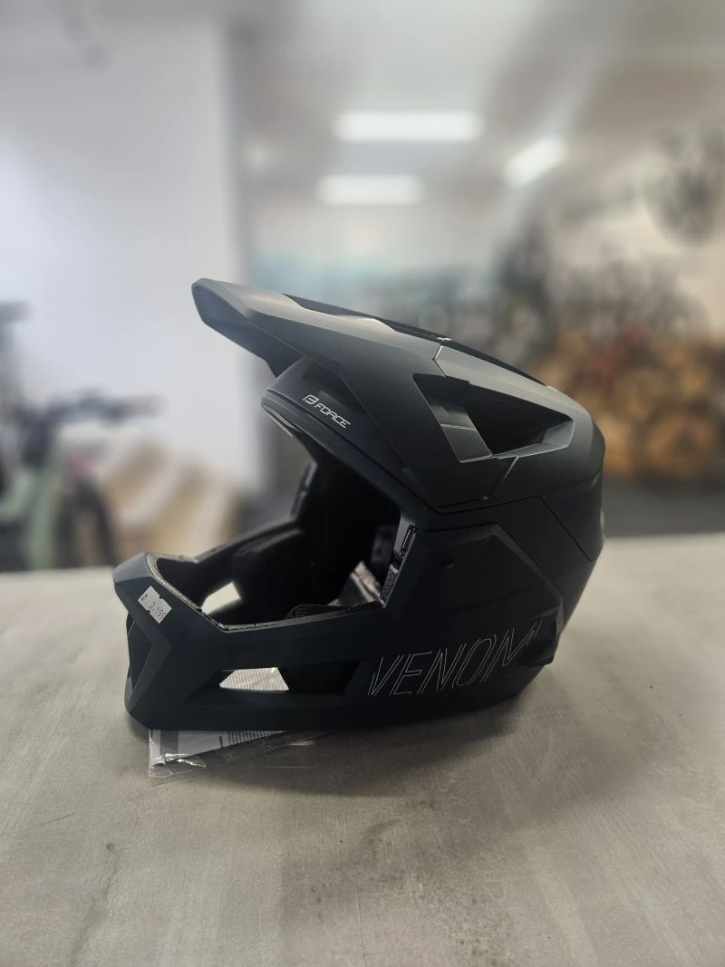 NOVÁ přilba FORCE VENOM downhill L-XL
