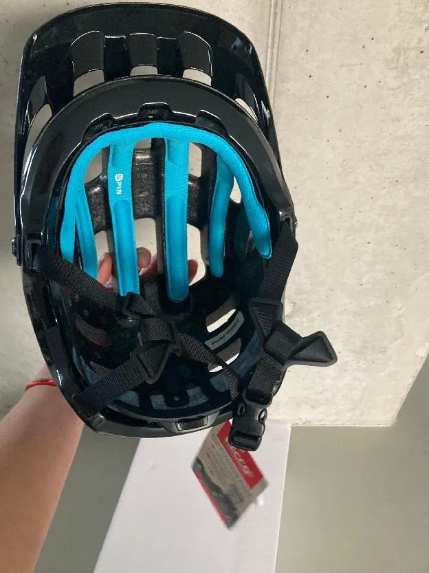 HELMA CYKLO POC TECTAL RACE SPIN