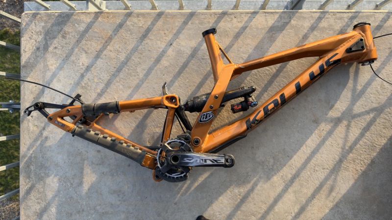 rám Kellys Noid 29"