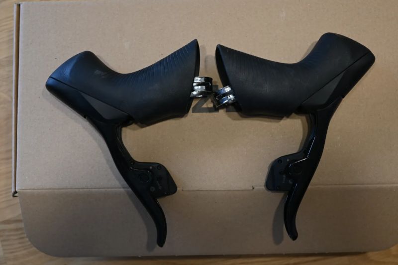 Sram Force AXS páky + třmeny