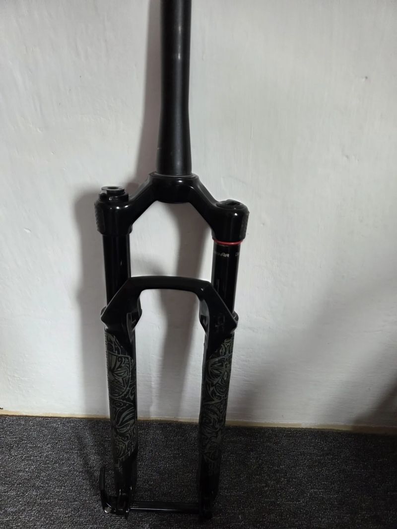  RockShox SID SL Base (Rush) – 1000 km, po servisu, TOP stav