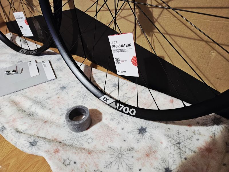 Nové Mullet DT Swiss EX 1700 Spline Boost 54T Ratchet Sram XD