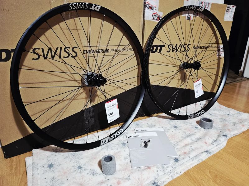 Nové Mullet DT Swiss EX 1700 Spline Boost 54T Ratchet Sram XD