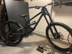 Commencal Furious