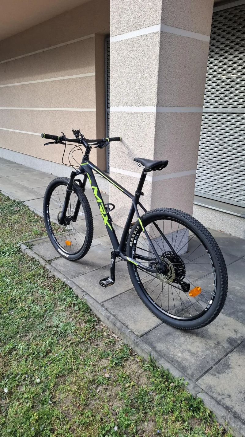 MRX Limax 29", rám 19,5" – TOP stav, málo jeté