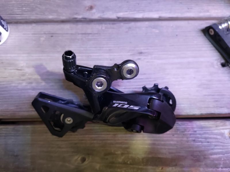 Přehazovačka Shimano 105 GS RDR7000 11sp 