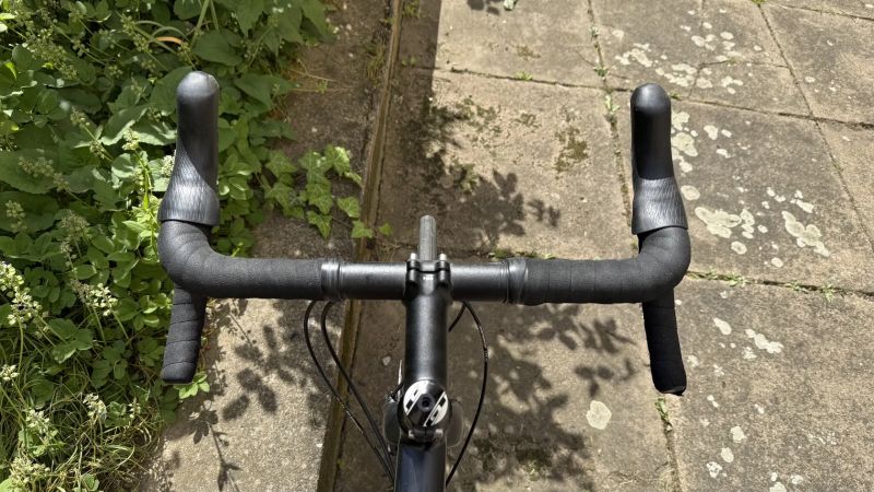 GT Grade Elite 2020 - upgrade SHIMANO 105 + kola Mavic Allroad 700