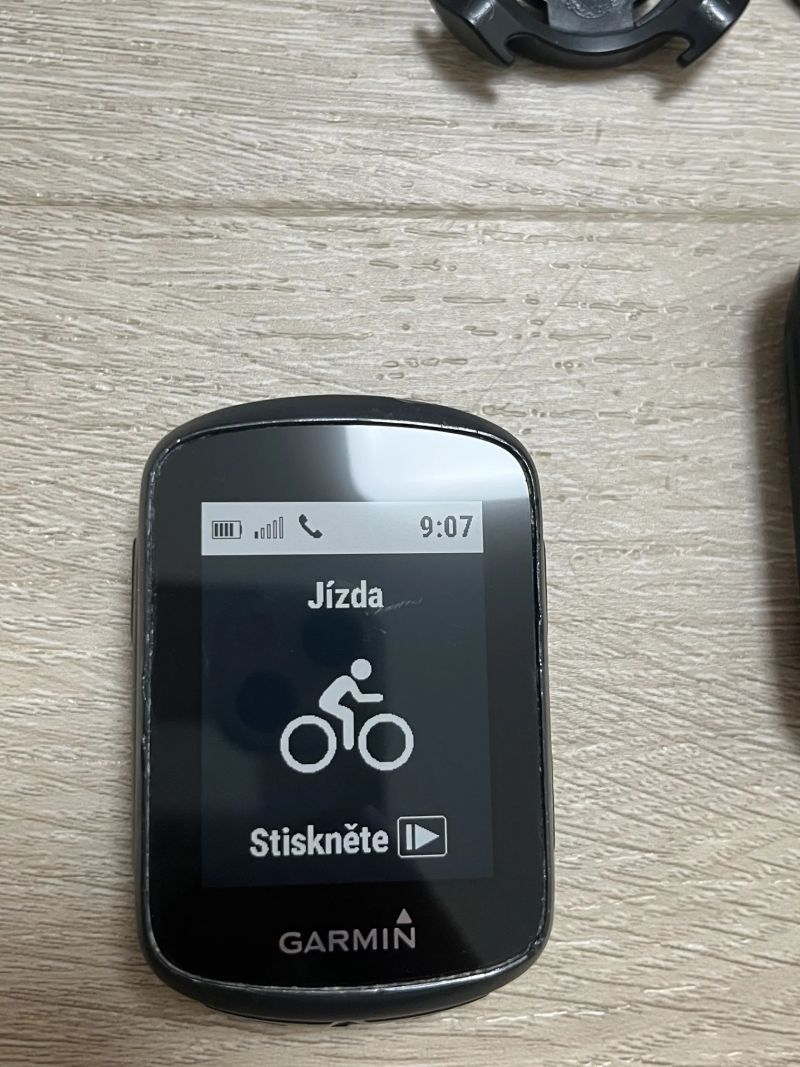 Garmin Edge 130, nová baterie, komplet příslušenství