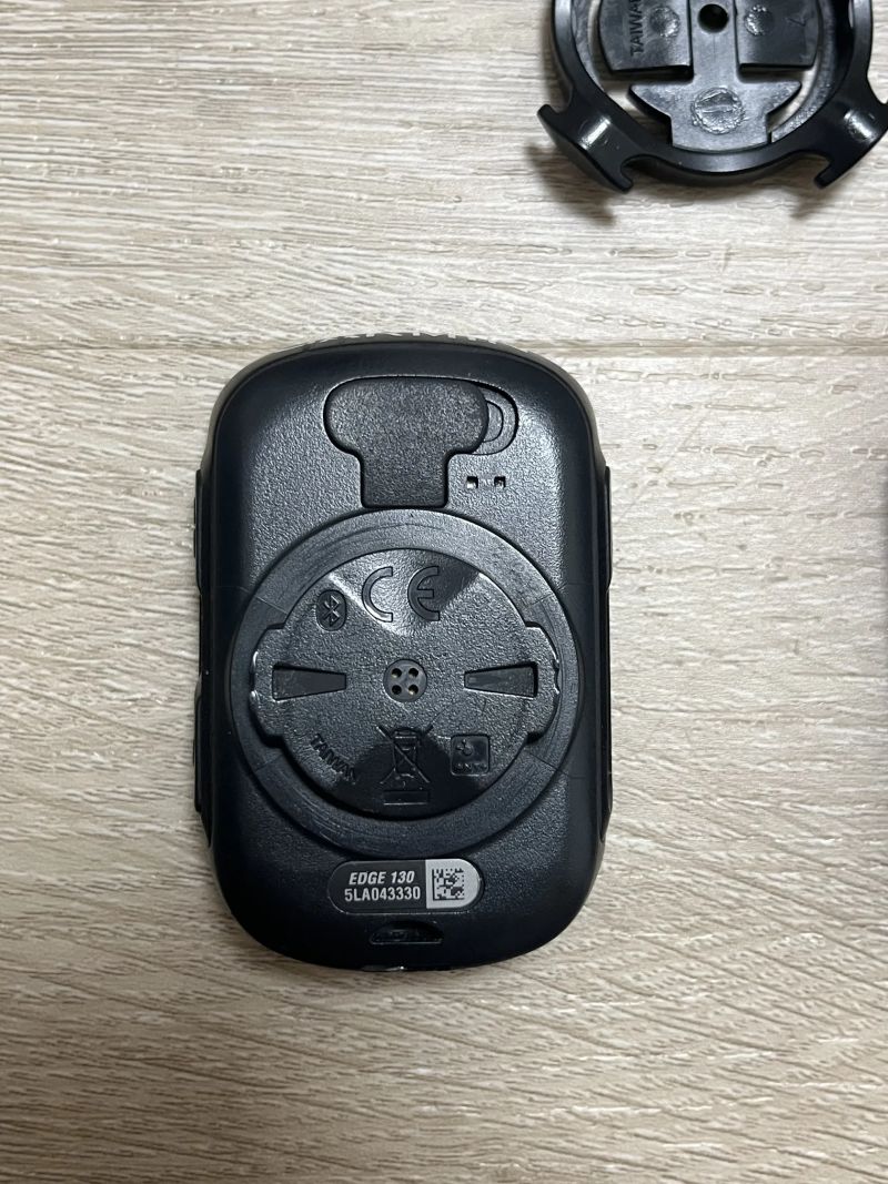 Garmin Edge 130, nová baterie, komplet příslušenství