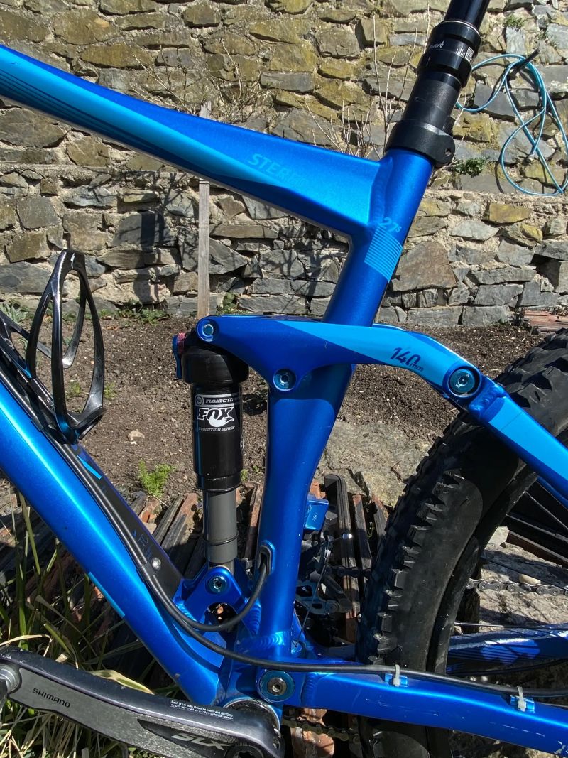 Cube stereo 140 HPA PRO