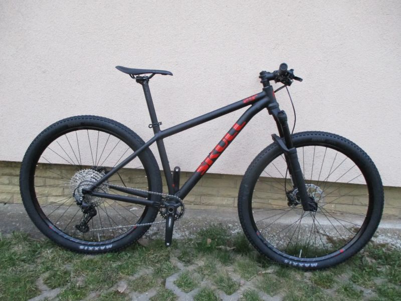 Nové lehké 29" kolo RB CR 17", vidlice Manitou Machete air, Shimano Deore 1x11, BOOST pevné osy