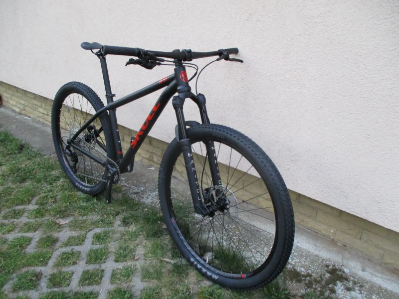 Nové lehké 29" kolo RB CR 17", vidlice Manitou Machete air, Shimano Deore 1x11, BOOST pevné osy