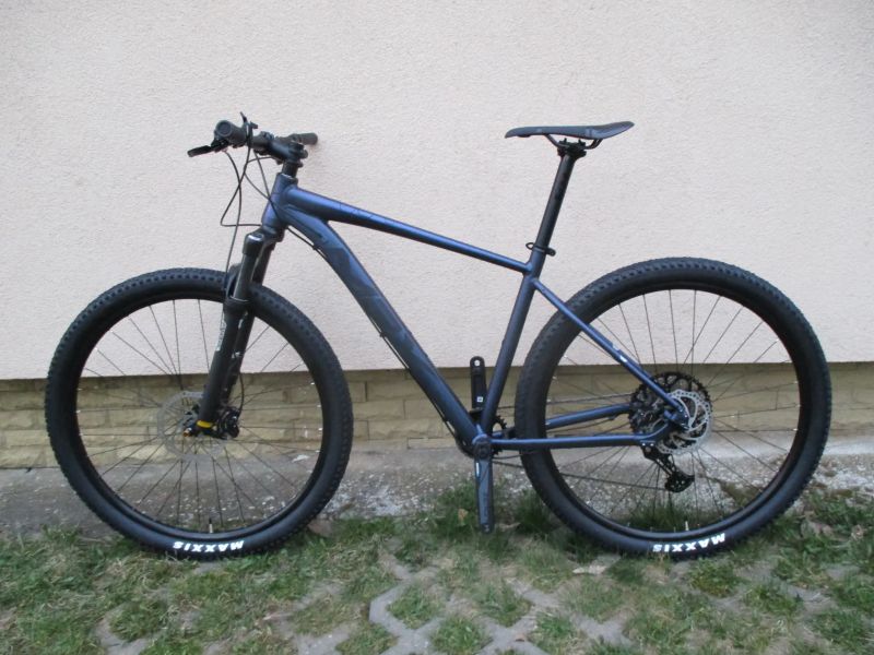 Nové 29" kolo na rámu MRX Sport TB25 19", vzduch. vidlice Suntour XCR, Shimano Deore 1x11, pevná osa