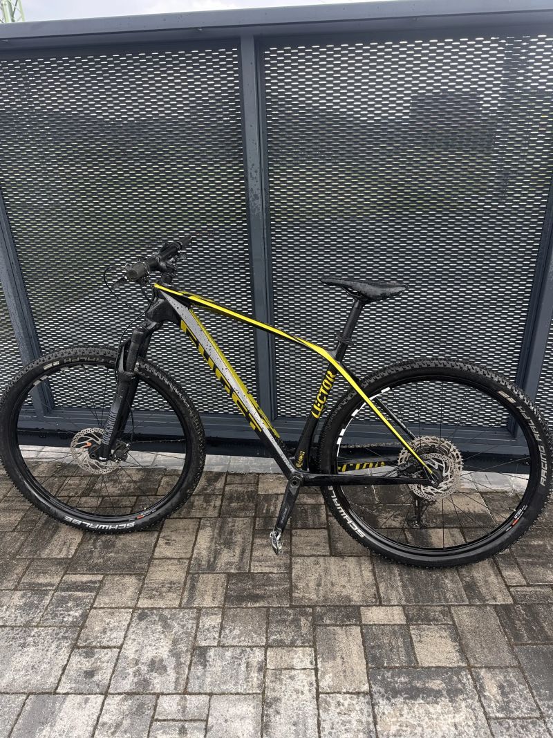 Ghost Lector Universal