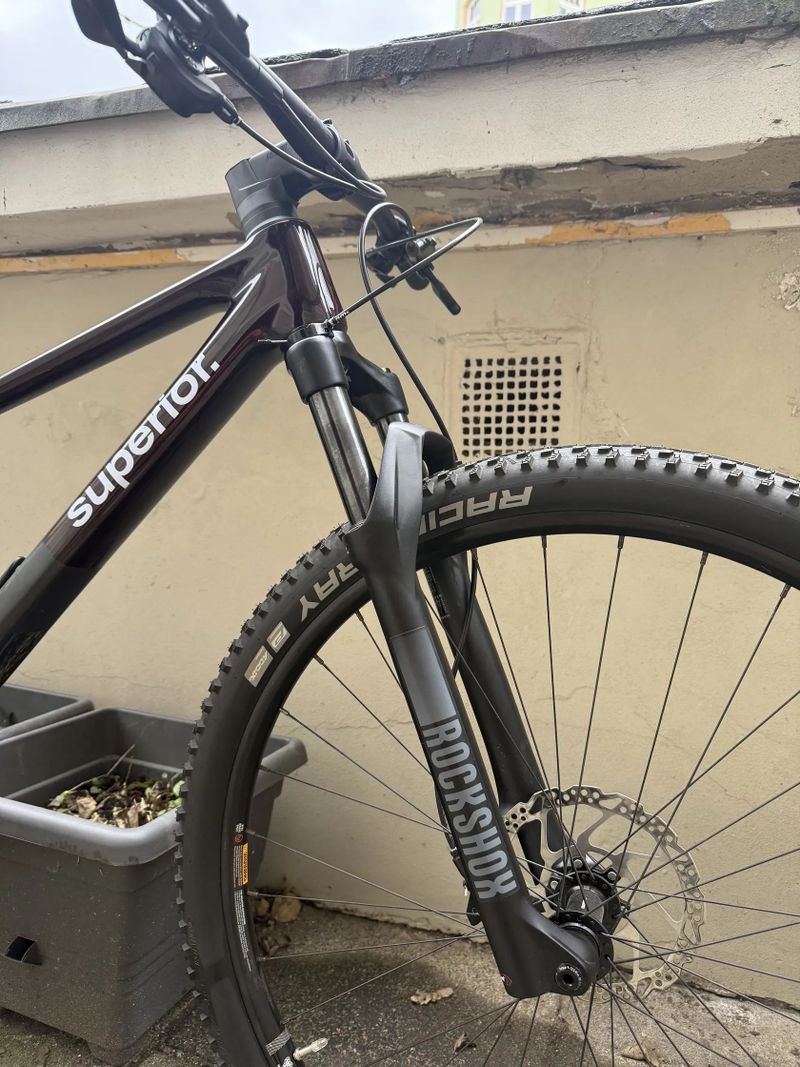 Superior Superior XP 9.2 horské kolo Matte Carbon/Red Carbon