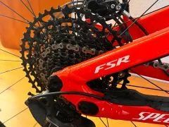 Specialized DEMO race predam/vymenim